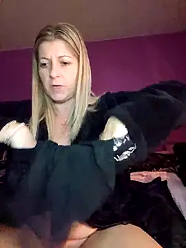 NikkiBlisss' Live XXX Chat