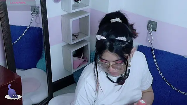 Catwhite_'s Live XXX Chat