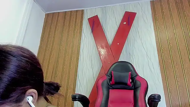 MarianaManzur: онлайн-секс-чат