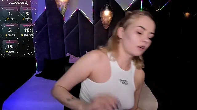 StephanieSweety's Live XXX Chat