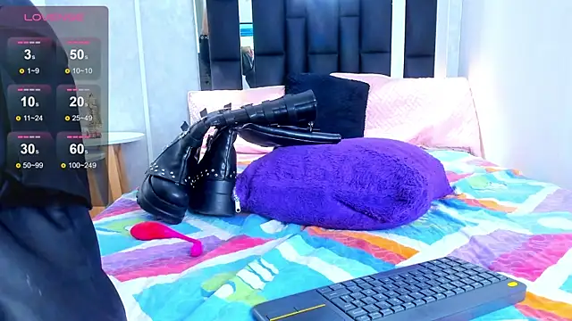 elian_7's Live XXX Chat