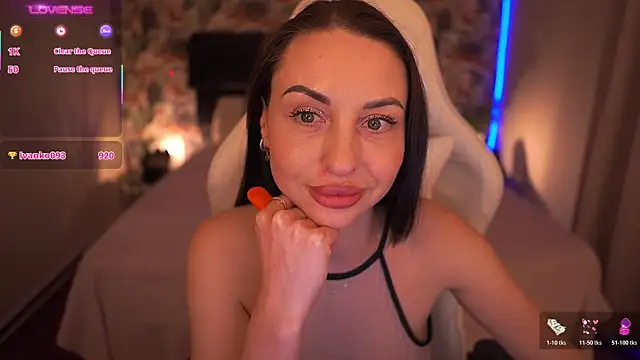 KristiiMax élő XXX-chatje