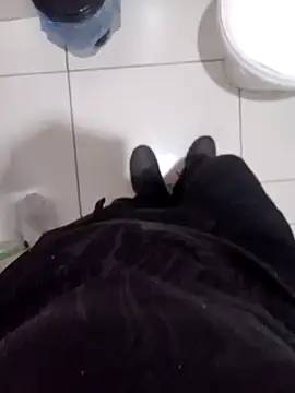 will1980's Live XXX Chat