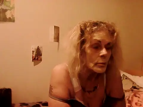 Latex_shantie: онлайн-секс-чат