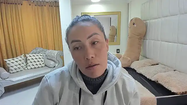 gaby_trent: онлайн-секс-чат