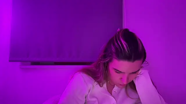 maisiesmithx: онлайн-секс-чат