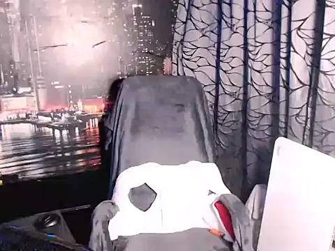 AMOURSWEET2025: онлайн-секс-чат