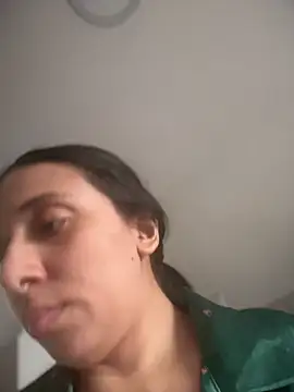 kiaraglam2: онлайн-секс-чат