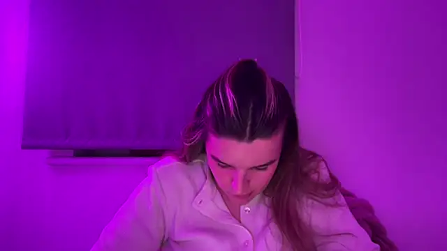 maisiesmithx: онлайн-секс-чат