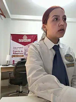 Emily-7_: онлайн-секс-чат