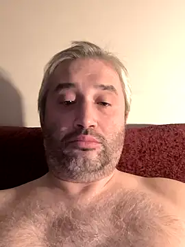 Olomoucak1982's Live XXX Chat