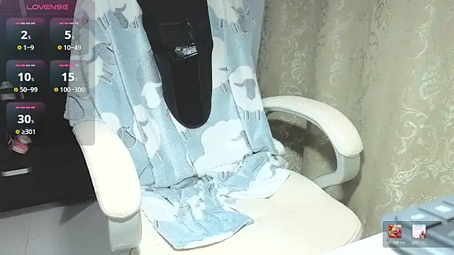 CelesteBrucee: онлайн-секс-чат