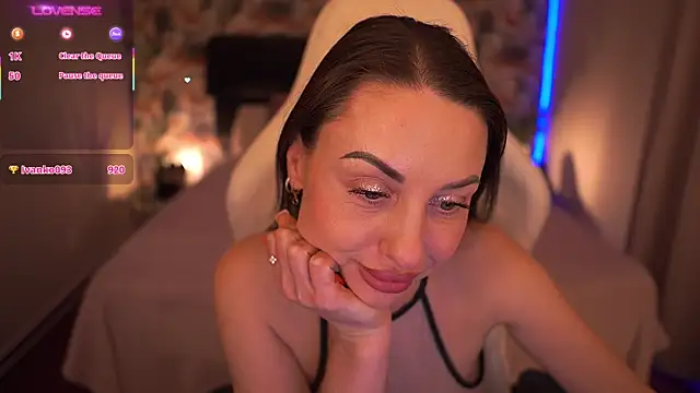 KristiiMax 라이브 XXX 채팅