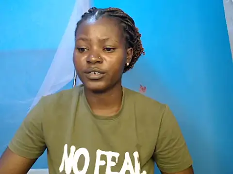 Онлайн чат XXX TrishaKalid