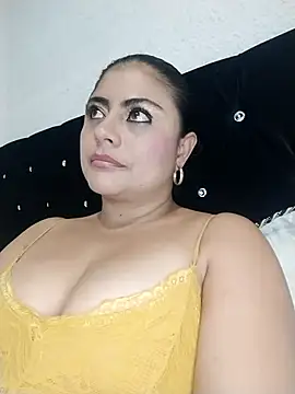 ElizabethWeil Chat XXX live