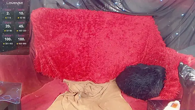 Онлайн чат XXX Laura_Crystall