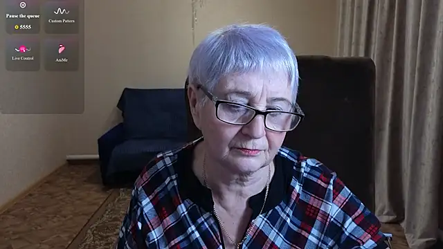 Sandra_Snowflake Adlı Modelin Canlı XXX Sohbeti