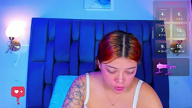 Онлайн чат XXX RousseVyxen