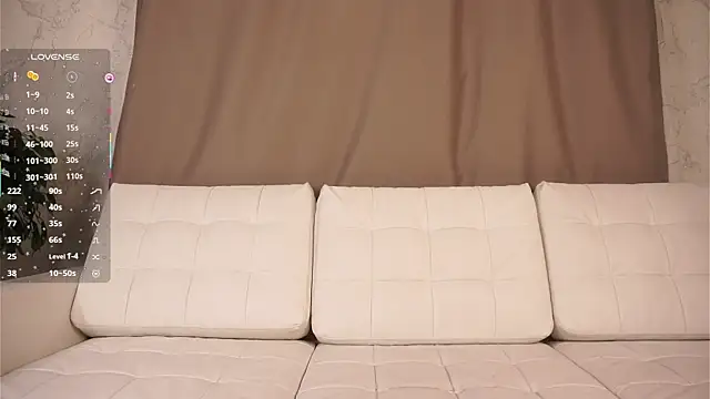 Онлайн чат XXX JackquelineMayson