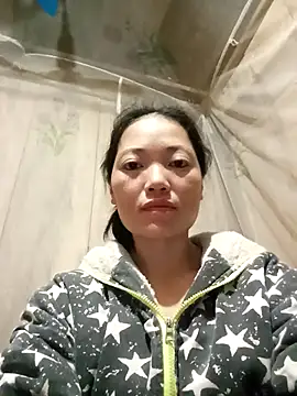 kotaka-shoow Adlı Modelin Canlı XXX Sohbeti