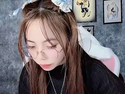 Онлайн чат XXX Suki_99