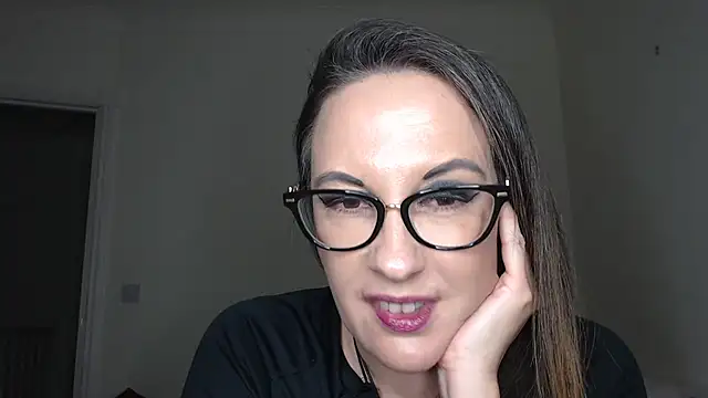 Онлайн чат XXX PsychicDominatrix