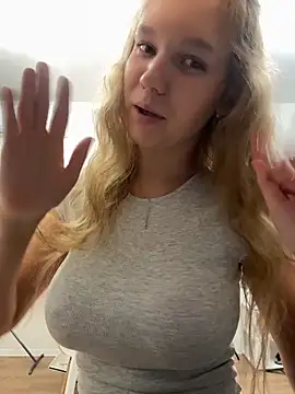 Онлайн чат XXX Ketitull