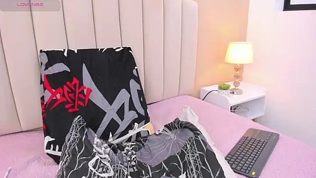 Вебкам-шоу Mia_thompson_19