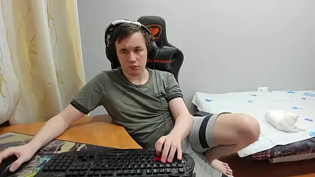 iliaskrislove: απευθείας συνομιλία ΧΧΧ