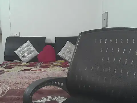 Онлайн чат XXX BIG_HEARTED