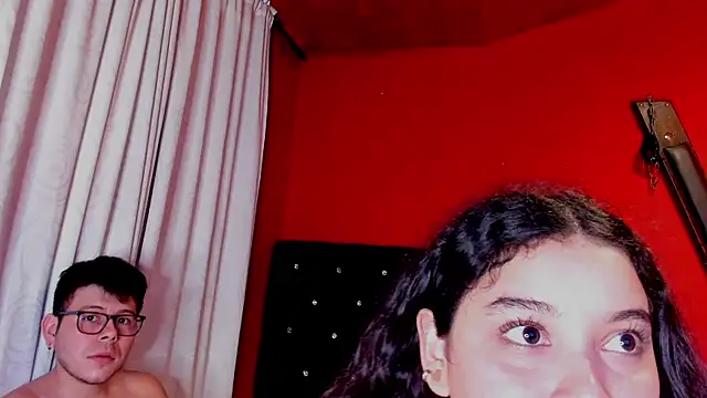 JustiinJazmin 现场XXX聊天