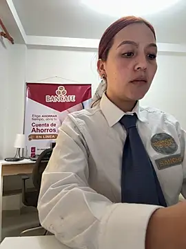 Онлайн чат XXX Emily-7_