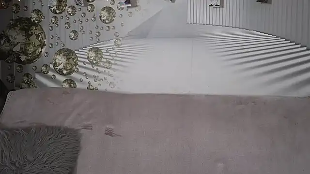 EvoletteLouLou's Live XXX Chat