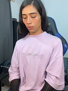 Sweet-Cris' Live XXX Chat