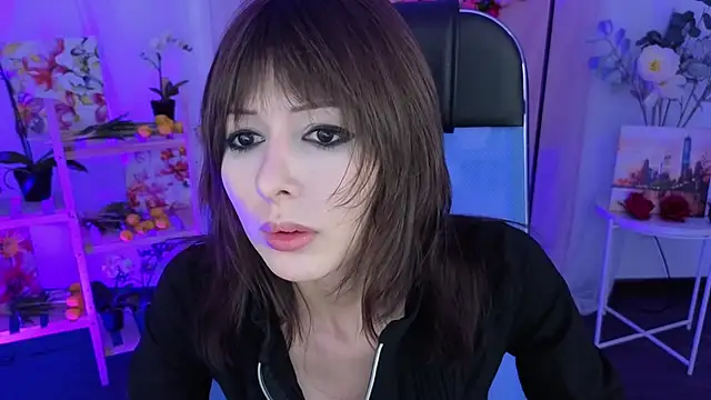 Онлайн чат XXX CrystallBloom