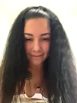 SaraViss20 现场XXX聊天