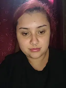 Онлайн чат XXX CurvyNoir