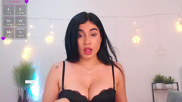 Ana_Sofia_69's Live XXX Chat