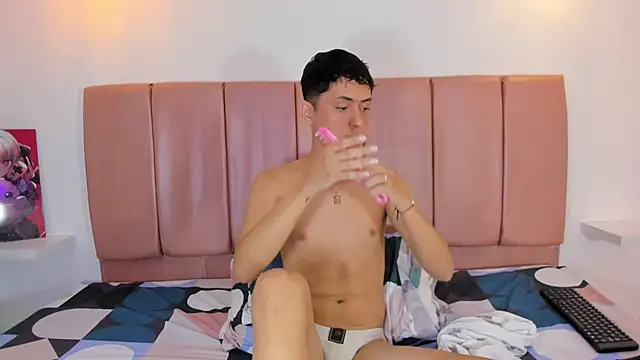 Pokazy przed kamerką – Iamcami_