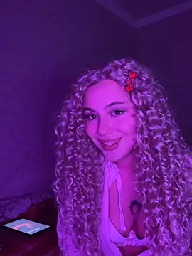 AftynStar32 라이브 XXX 채팅