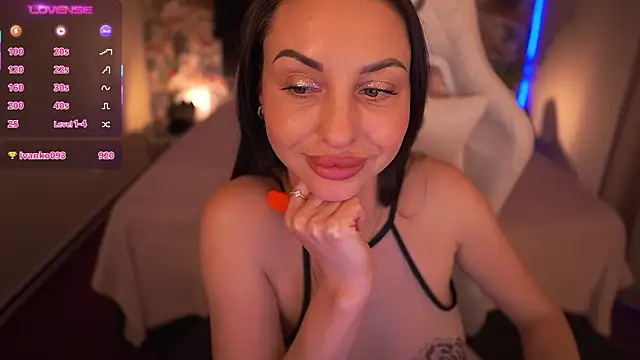 KristiiMax's Webcam Show