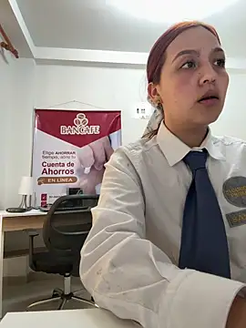 Emily-7_ 라이브 XXX 채팅