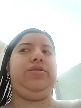 Chaparrita13's Live XXX Chat