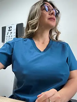 alicee16's Live XXX Chat