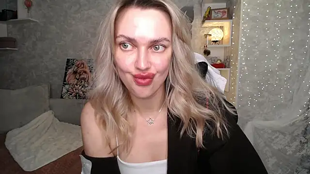 NickyAdamidi's Live XXX Chat