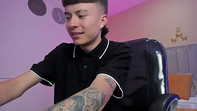 Nascary_Fox Chat XXX live