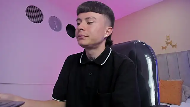 Nascary_Fox Chat XXX live