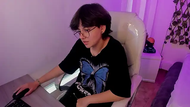 Nathaly_ds' Live XXX Chat