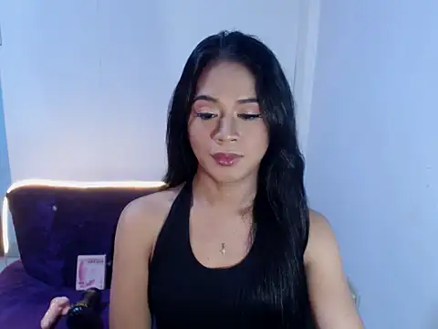 SerenityFoxx: вебкам-шоу