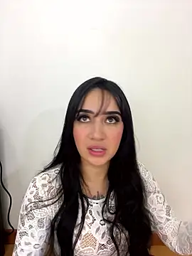 دردشة EmmyEvans1 الجنسية المباشرة